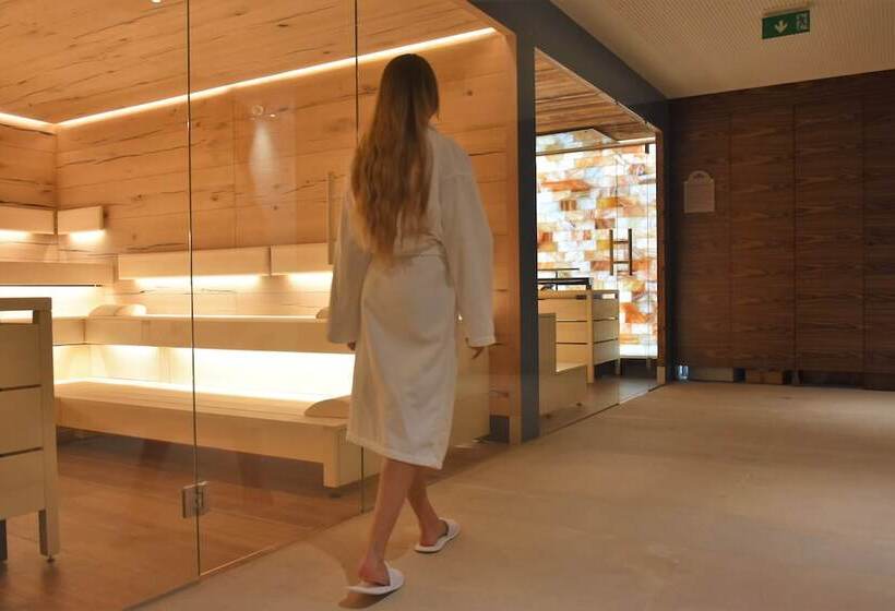 בית מלון כפרי Schlosspark Mauerbach   Adults Only