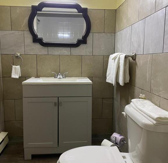 호텔 Scottish Inn Near The Falls And Casino