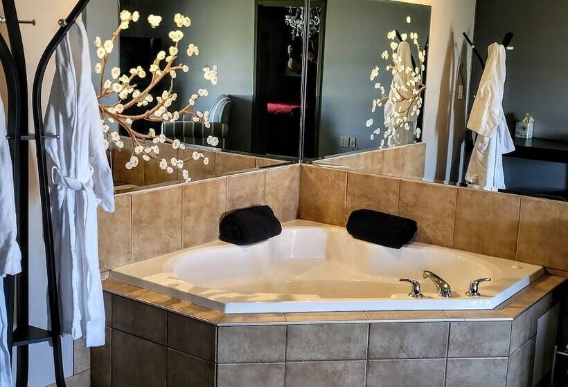 فندق Service Plus Inns & Suites Drayton Valley