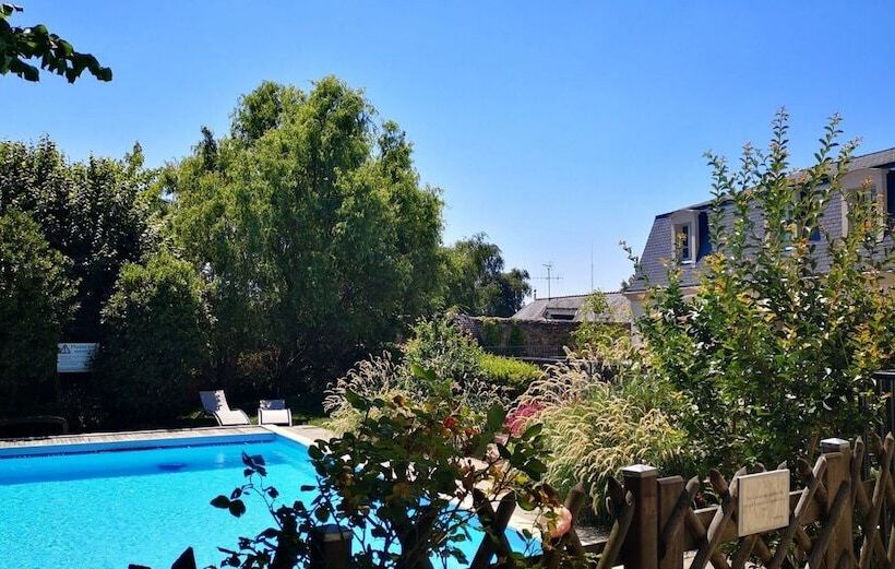 호텔 Hôtel Restaurants & Spa Perier Du Bignon