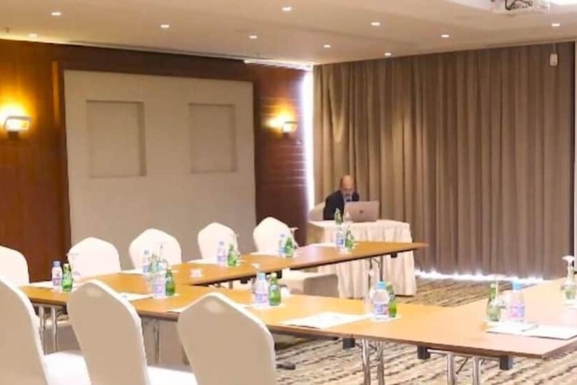 ホテル Sumou Al Khobar