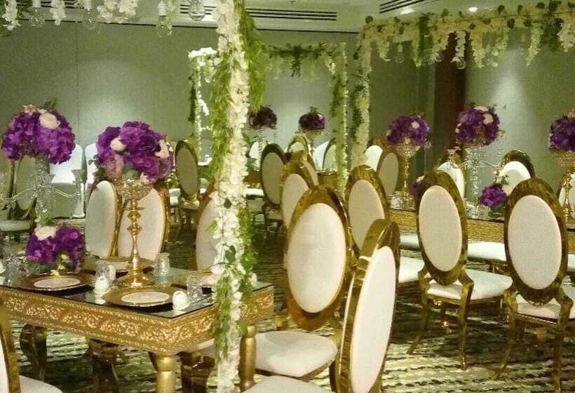 ホテル Sumou Al Khobar