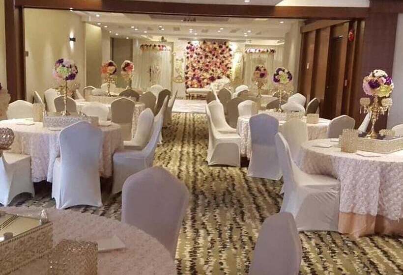 ホテル Sumou Al Khobar