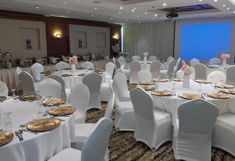 ホテル Sumou Al Khobar