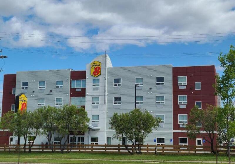 ホテル Super 8 By Wyndham Thompson