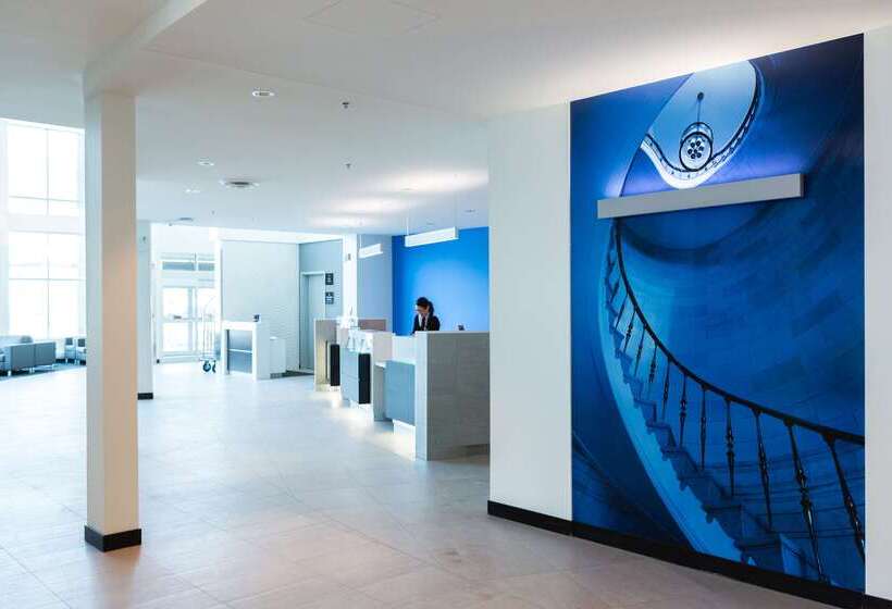 The Grand Winnipeg Airport Hotel By Lakeview