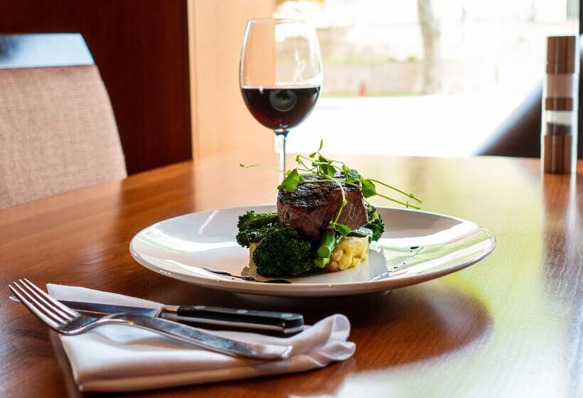 ホテル The Holman Grand