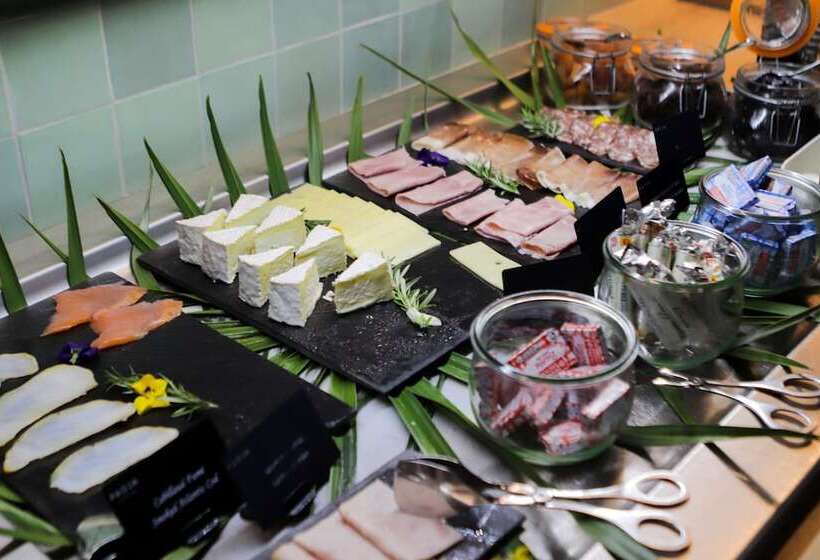 هتل Padja Hôtel & Spa Vannes