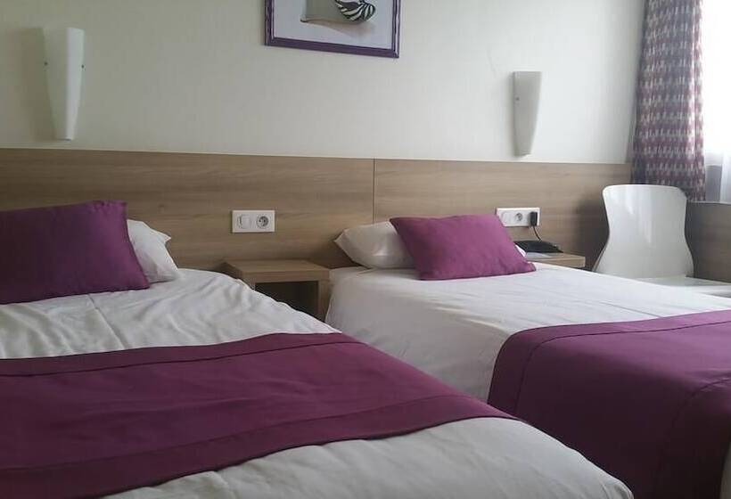 Отель The Originals City, Logis D Elbée, Cholet Nord