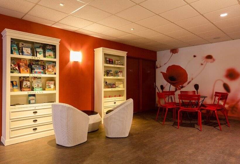 Отель The Originals City, Logis D Elbée, Cholet Nord