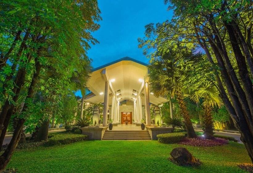 ホテル The Privilege Floor By Borei Angkor