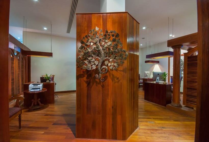 ホテル The Privilege Floor By Borei Angkor