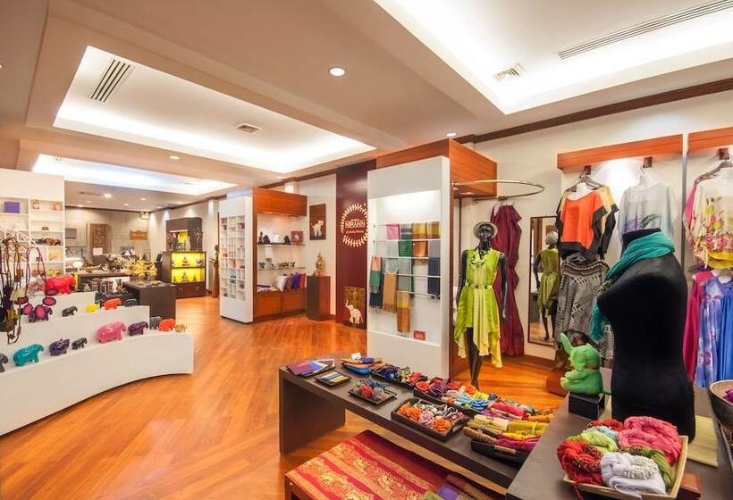 ホテル The Privilege Floor By Borei Angkor