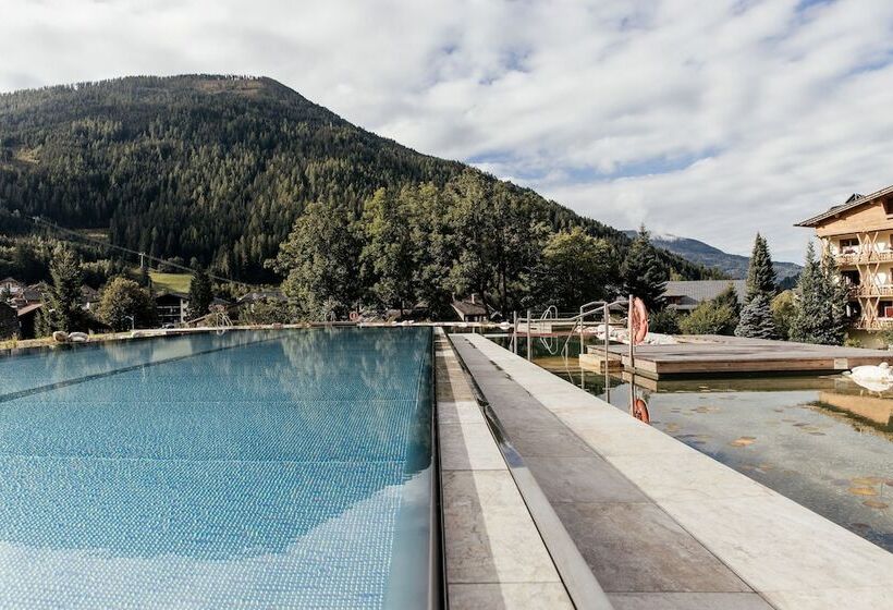 Thermenwelt Hotel Pulverer