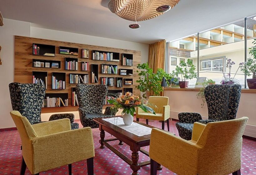 Thermenwelt Hotel Pulverer