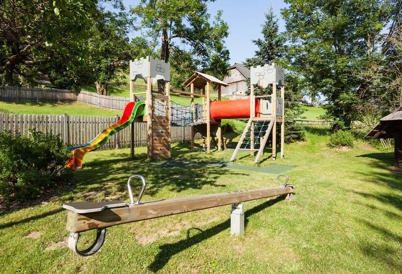 Thermenwelt Hotel Pulverer