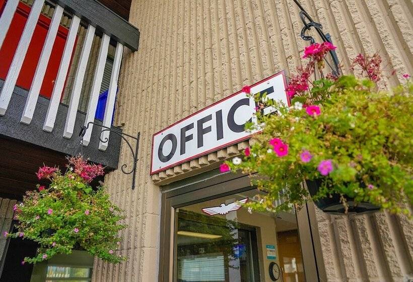 Hotel Thunderbird Motor Inn