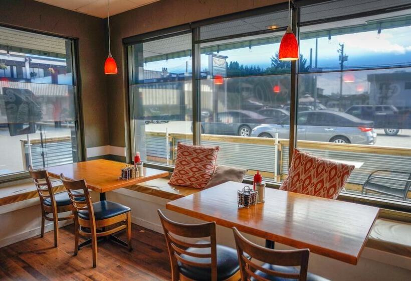 Hotel Thunderbird Motor Inn