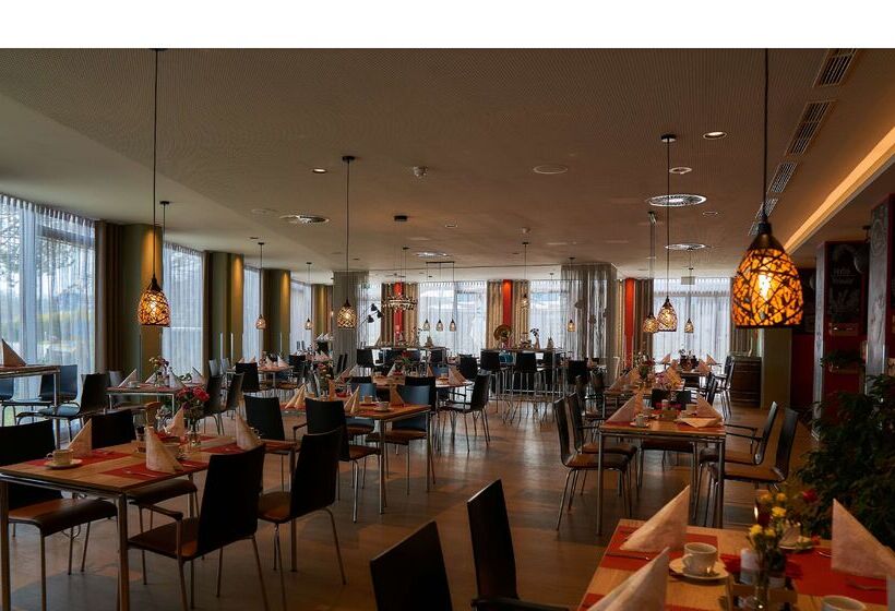 Отель Sportforum