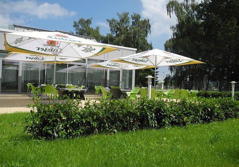 Отель Sportforum