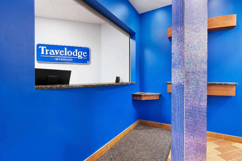 ホテル Travelodge By Wyndham Alma