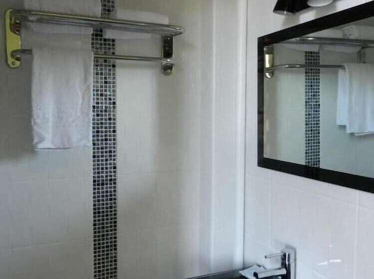 ホテル Val De Saone Lyon Caluire Rillieux