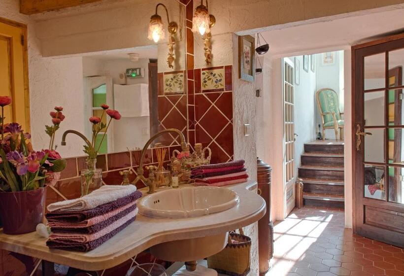 فندق Villa Roseraie