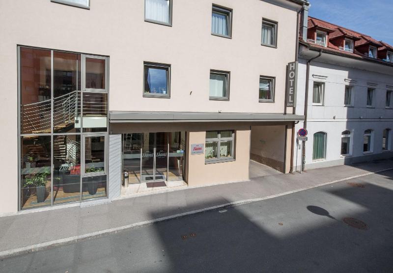 בית מלון כפרי Zlamiholzer