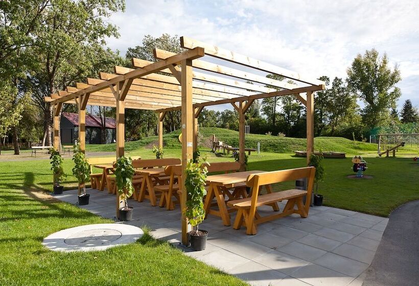 Jufa Hotel Weinviertel   Eselsmühle