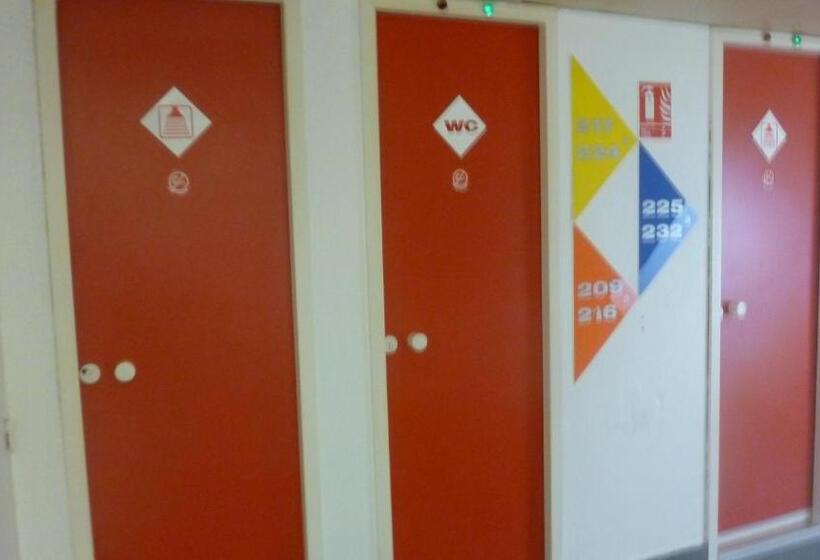 Lemon Hotel Dreux Chartres