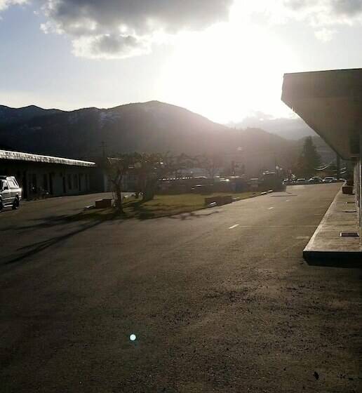 モーテル Apple Tree Inn