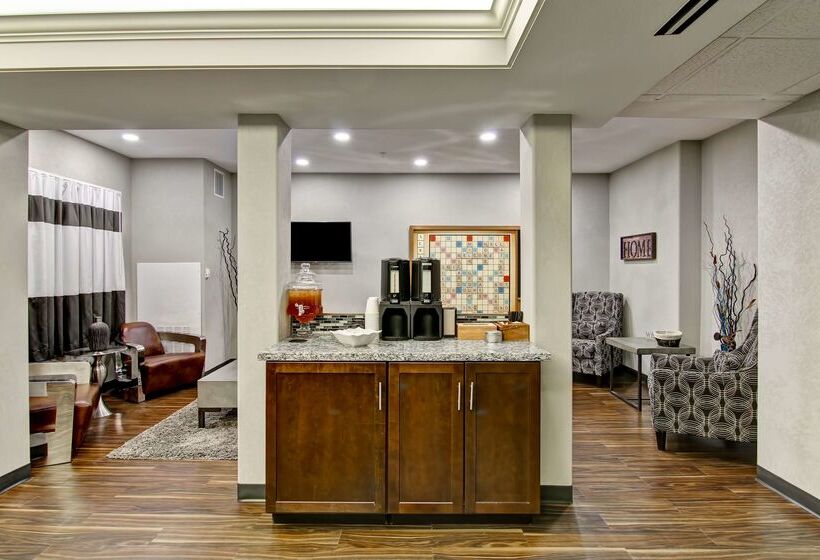 فندق على الطريق Home Inn Medicine Hat