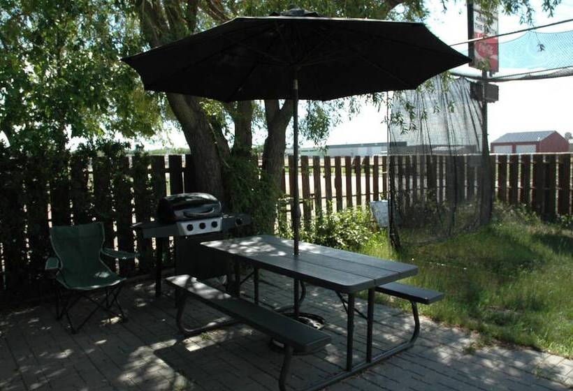 فندق على الطريق Inn Of The South