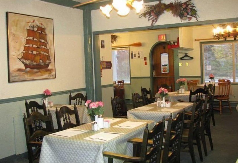 فندق على الطريق Meaford Inn