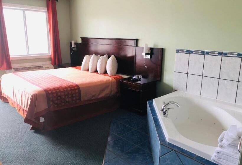 فندق على الطريق Perth Plaza Inn & Suites