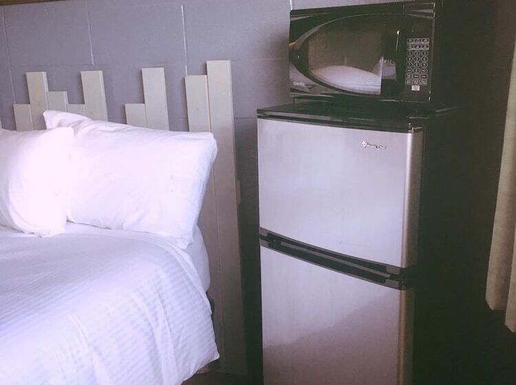 מוטל Vegreville Garden Inn