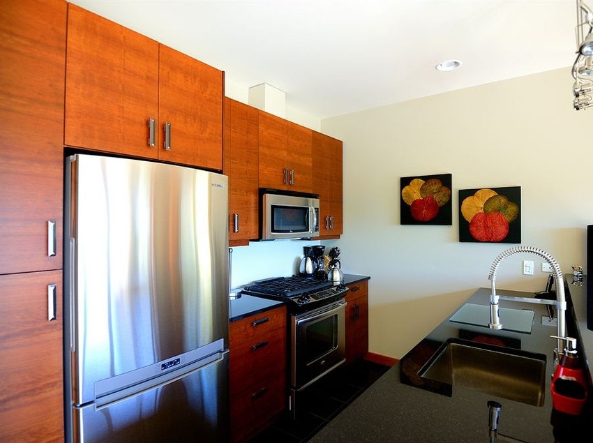 Points West Oceanfront Resort