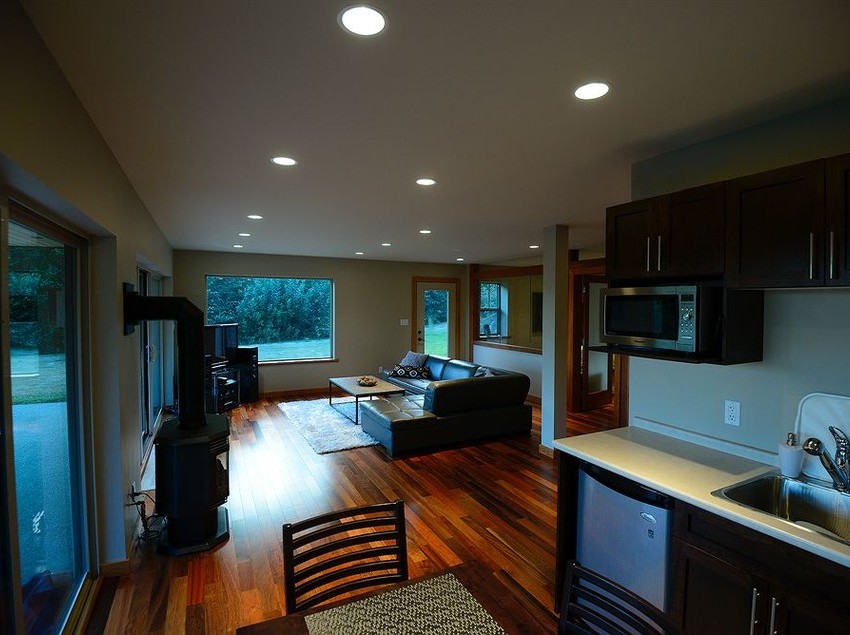 Points West Oceanfront Resort