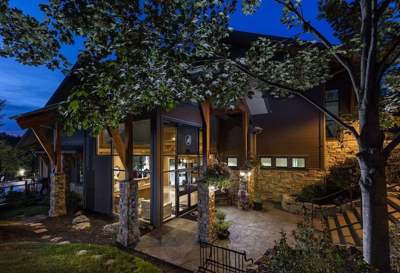 Predator Ridge Resort