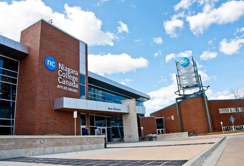 Residence & Conference Centre  Welland