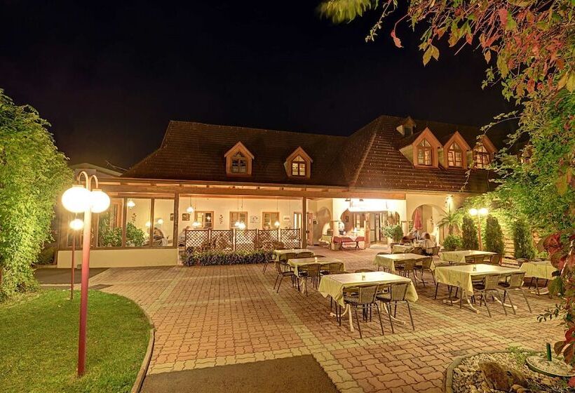 渡假胜地  Krainz