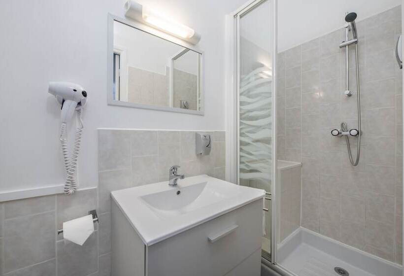 Royal Hotel Versailles