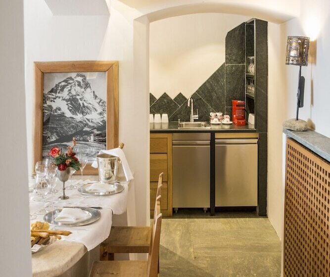 Saint Hubertus Resort