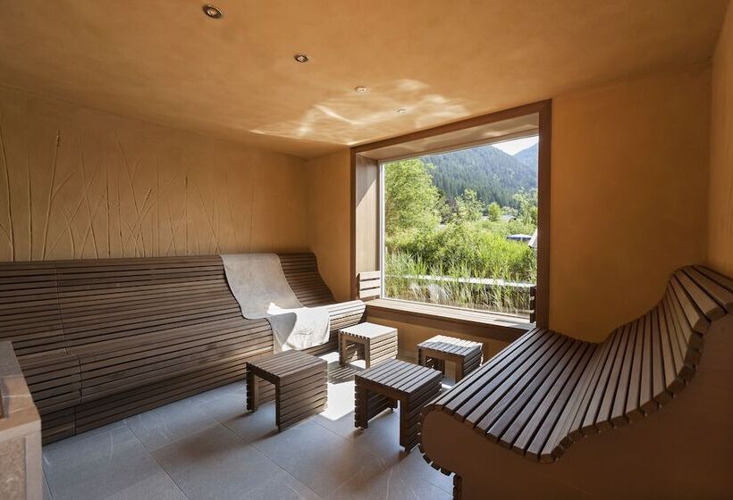 Strandhotel Am Weissensee