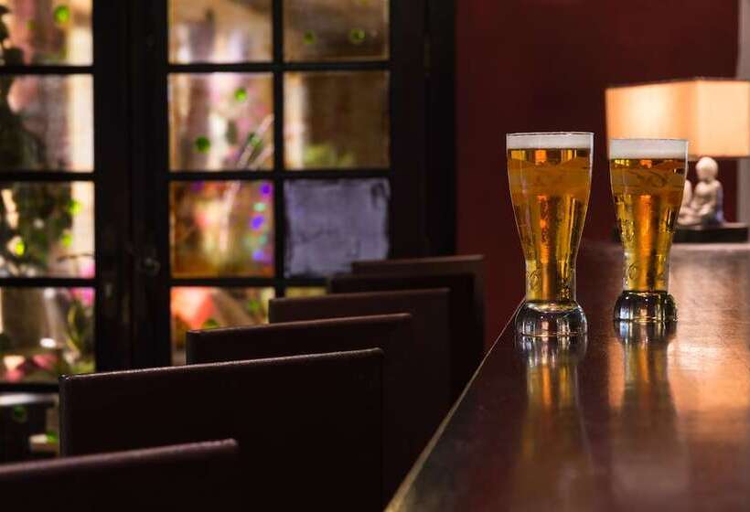 The Originals City, Hôtel Le Village Provençal, Aixenprovence Nord