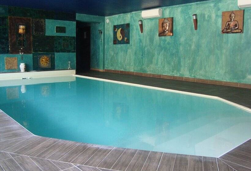 The Originals City, Hôtel Le Village Provençal, Aixenprovence Nord