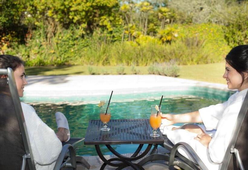 Villa Isidro Hotel Boutique & Spa