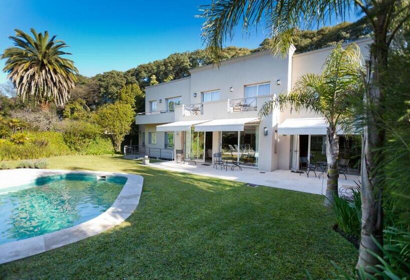 Villa Isidro Hotel Boutique & Spa