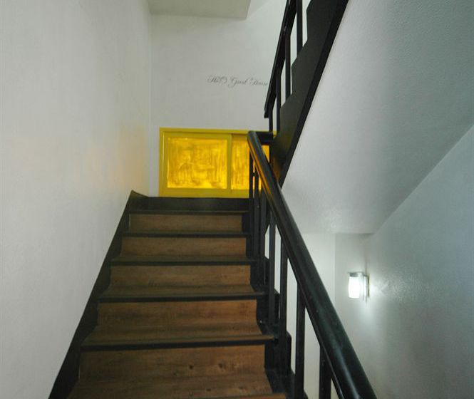 Albergue H2o Guesthouse