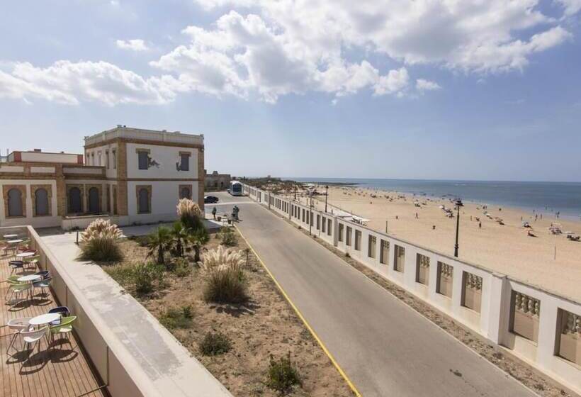 Albergue Inturjoven Chipiona   Hostel